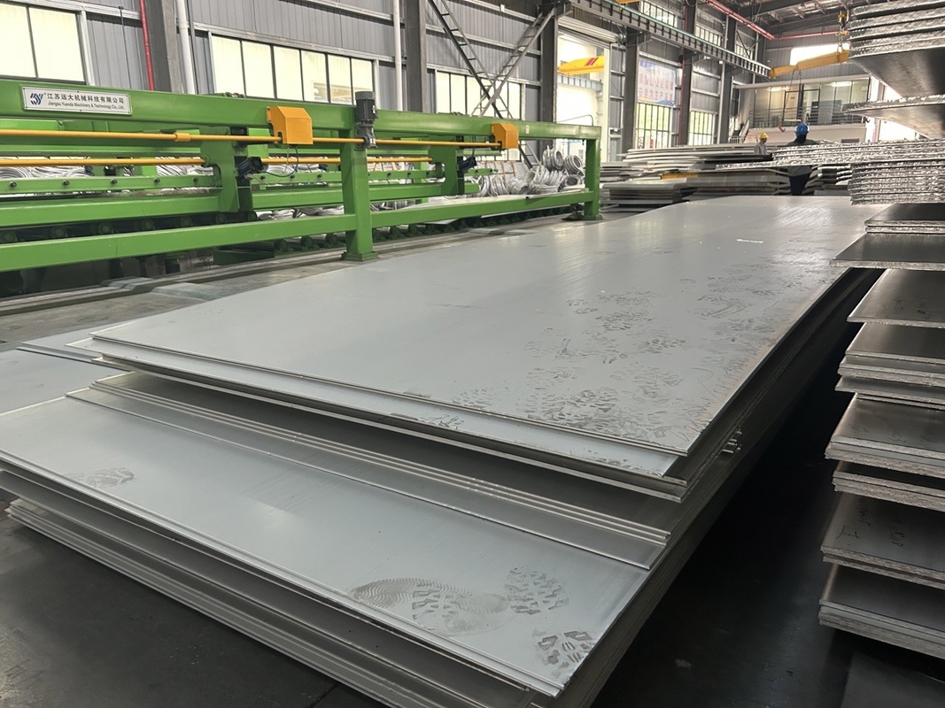 AISI 304 316 Bright Annealed Stainless Steel Sheet 0.4mm - 3mm For Storage Tanks