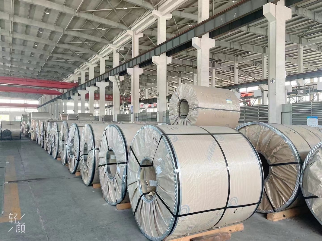 Cold Rolled Stainless Steel Coil Sheet Plate ASTM A240 SS 304 Grade 2B Finish